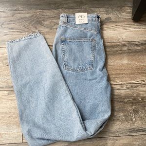 Zara MOM FIT jeans size 0